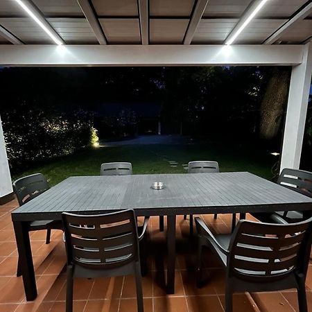 Tenuta Ferrari Cortile ภายนอก รูปภาพ