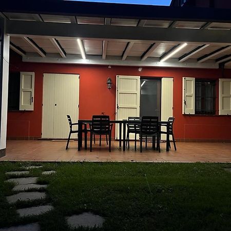 Tenuta Ferrari Cortile ภายนอก รูปภาพ