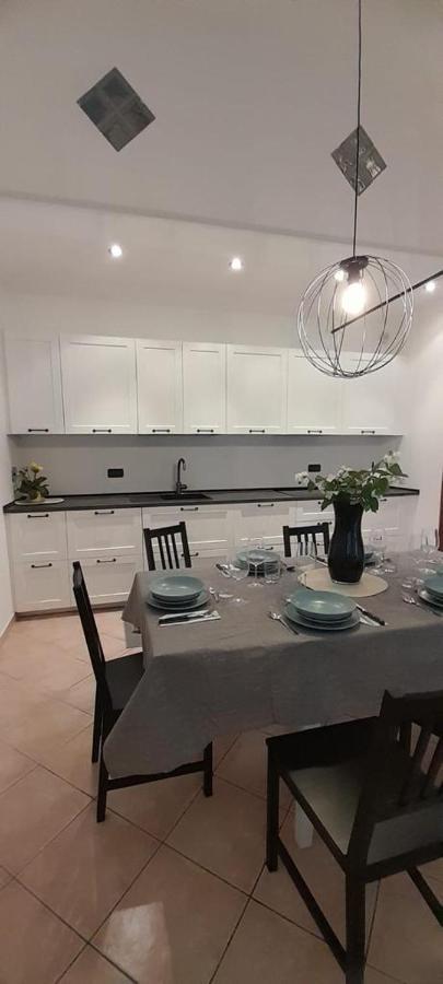 Tenuta Ferrari Cortile ภายนอก รูปภาพ