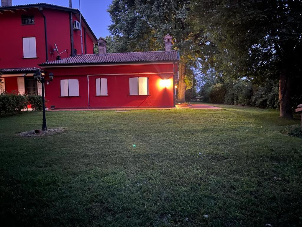 Tenuta Ferrari Cortile ภายนอก รูปภาพ